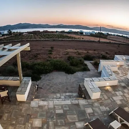 Aelia Serenity, Kampos Parikia (Paros)