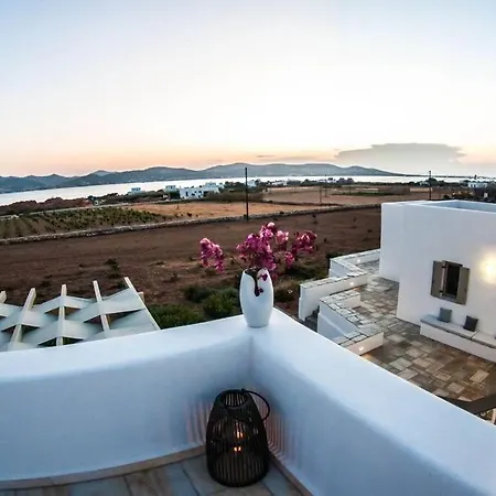 Aelia Serenity, Kampos Parikia (Paros)